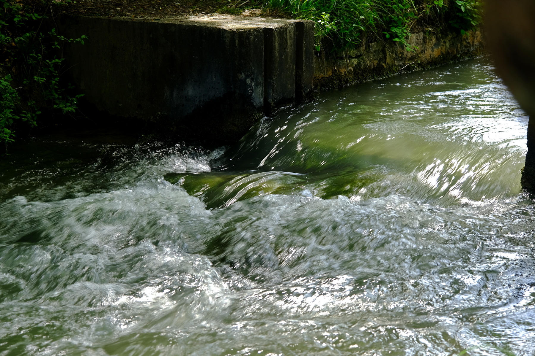 Spaziergang am Lochbach bei Königsbrunn